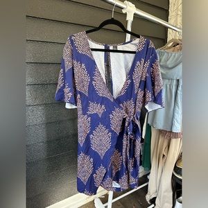 Waist tie romper, with key hole back